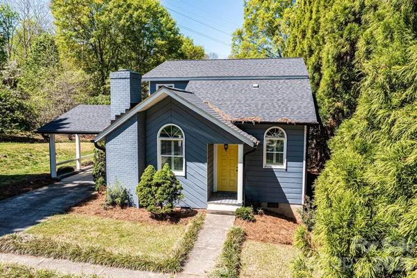 $349,900 | 2335 5th Street Northeast, Hickory, NC 28601