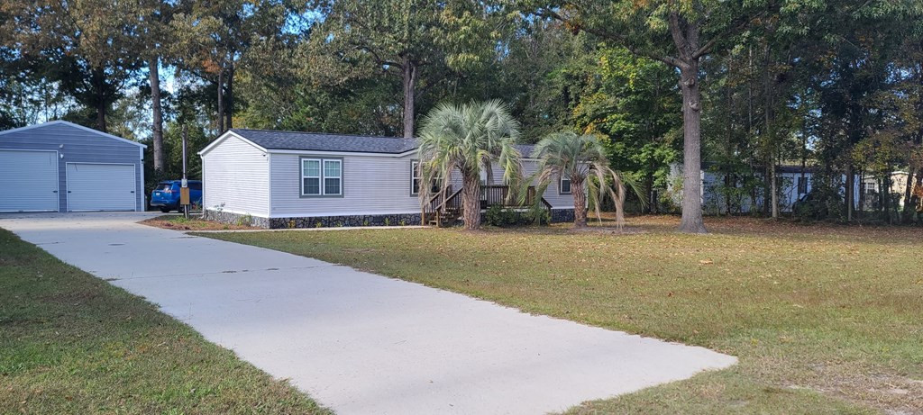 1188 Pond View Road Manning, SC 29102 - Photo 5 of 35