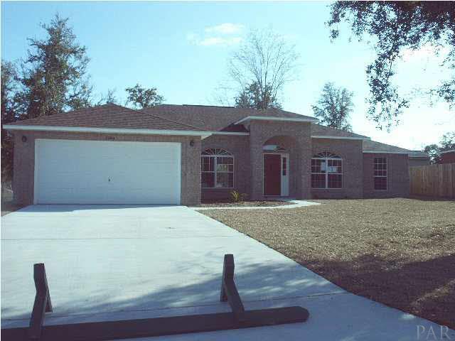 2260 Liberty Loop Road, Unit 21D Cantonment, FL 32533 - Photo 1 of 19 Very attractive front