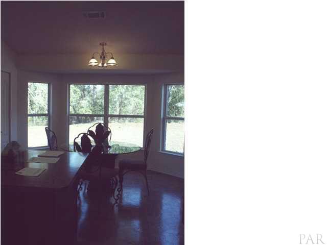 2260 Liberty Loop Road, Unit 21D Cantonment, FL 32533 - Photo 13 of 19 kitchen
