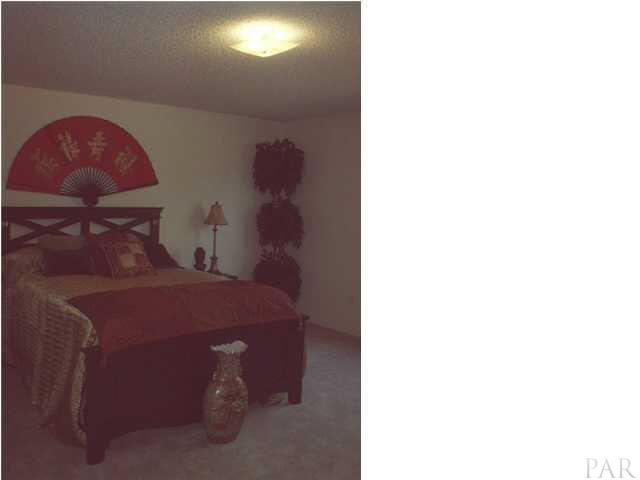 2260 Liberty Loop Road, Unit 21D Cantonment, FL 32533 - Photo 18 of 19 master bath, double sinks