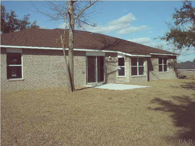 2260 Liberty Loop Road, Unit 21D Cantonment, FL 32533 - Photo 3 of 19 large yard