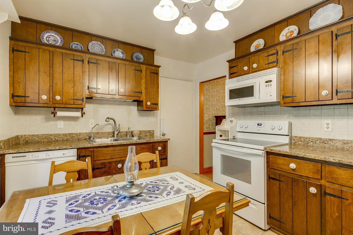 2917 Timber Ridge Drive Mount Airy, MD 21771 - Photo 18 of 30 Kitchen