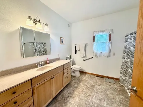 $489,900 | 906 Sunrise Boulevard, Redwood Falls, MN 56283