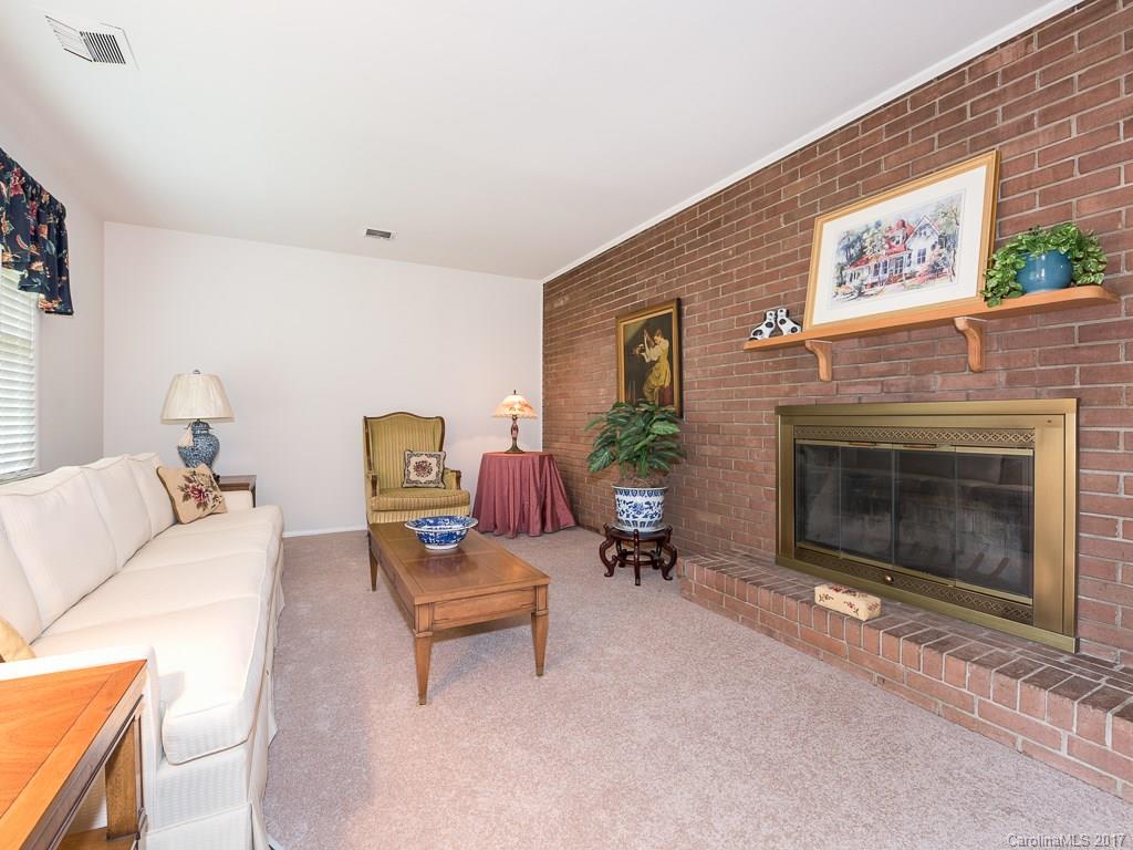 5313 Valley Forge Road Charlotte, NC 28210 - Photo 3 of 24 Gallery Image 3