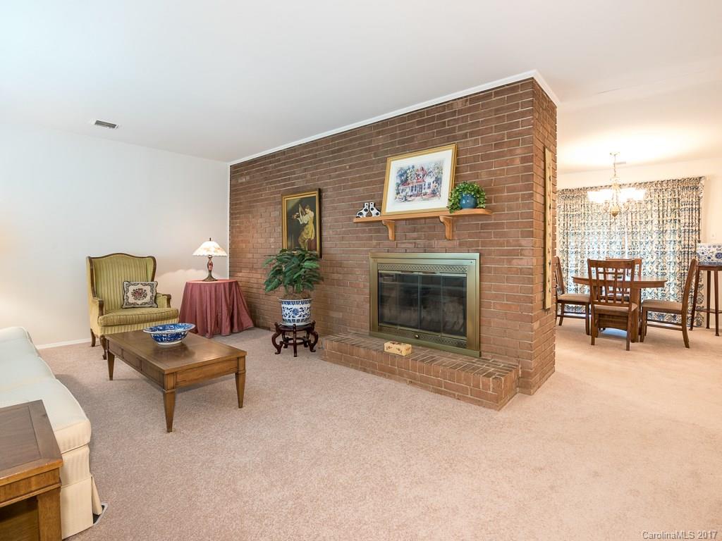5313 Valley Forge Road Charlotte, NC 28210 - Photo 6 of 24 Gallery Image 6