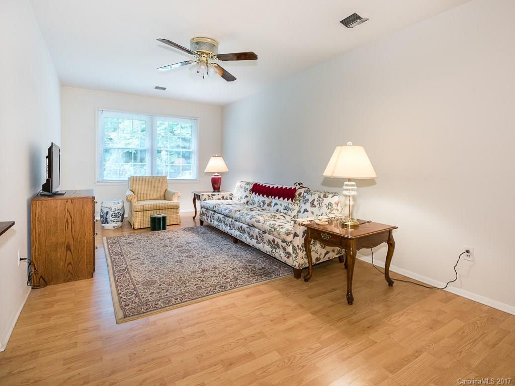 5313 Valley Forge Road Charlotte, NC 28210 - Photo 8 of 24 Gallery Image 8