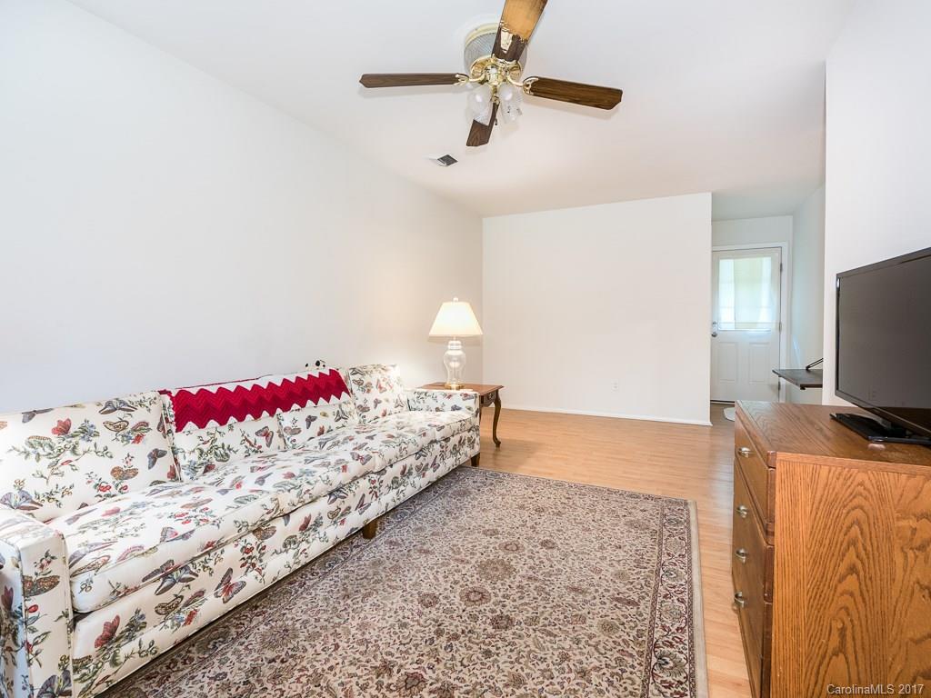 5313 Valley Forge Road Charlotte, NC 28210 - Photo 9 of 24 Gallery Image 9