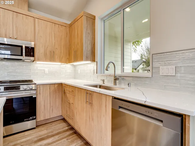 $594,900 | 1420 G Street, Washougal, WA 98671