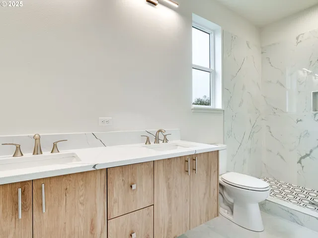 $594,900 | 1420 G Street, Washougal, WA 98671