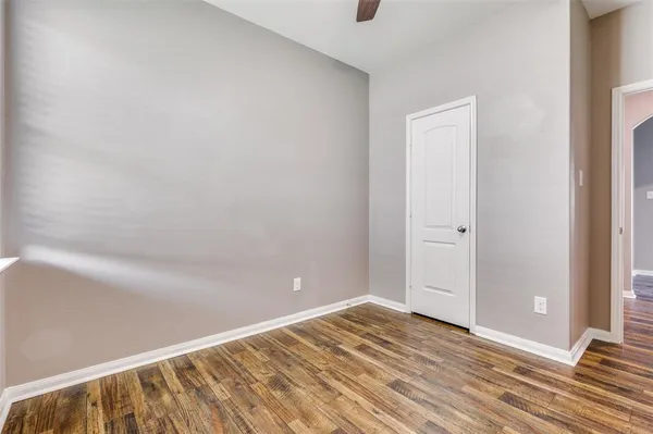 $2,100 | 3015 Watercrest Drive, Sanger, TX 76266