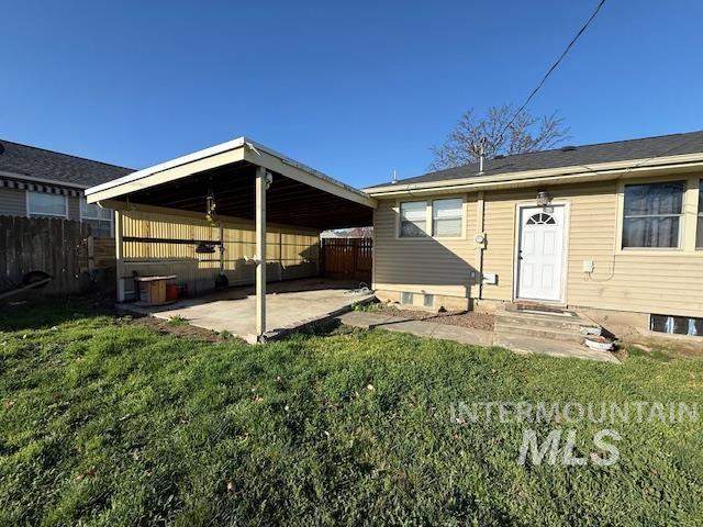 1139 Webster Street Clarkston, WA 99403 - Photo 26 of 34 Back of house featuring a patio