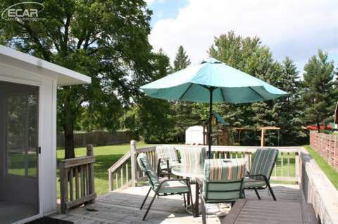 1408 Reid Road Flint, MI 48507 - Photo 3 of 20 20436083-2.JPG