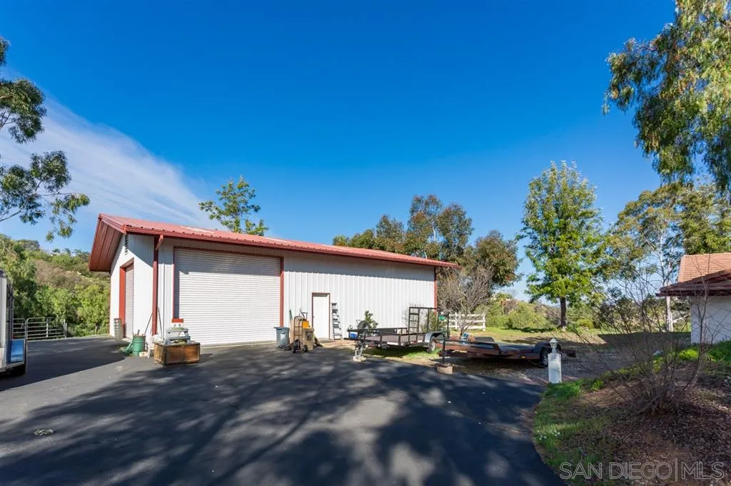 12648 Palos Tierra Road Valley Center, CA 92082 - Photo 3 of 25 Gallery Image 3