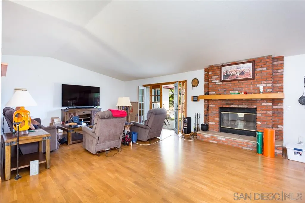 12648 Palos Tierra Road Valley Center, CA 92082 - Photo 5 of 25 Gallery Image 5