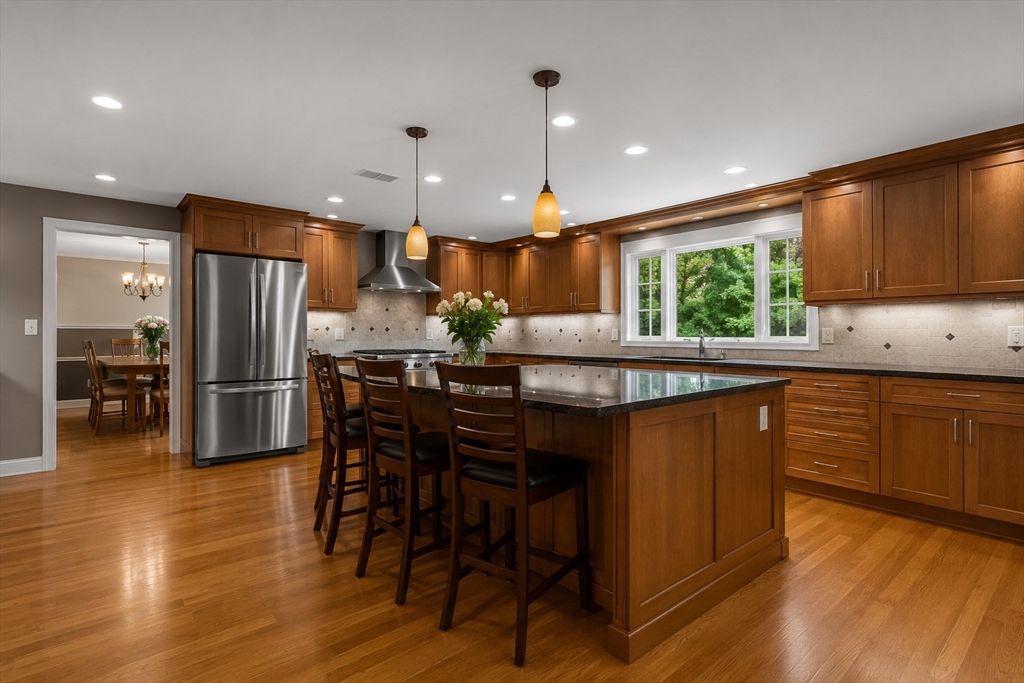 22 Tanglewood Road Wellesley, MA 02481 - Photo 6 of 28