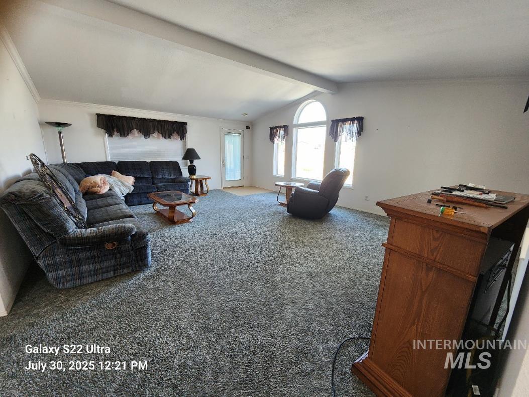 650 Ash Street Vale, OR 97918 - Photo 21 of 24 Living room featuring carpet flooring