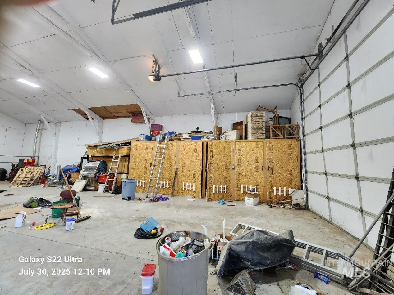 650 Ash Street Vale, OR 97918 - Photo 24 of 24 View of garage