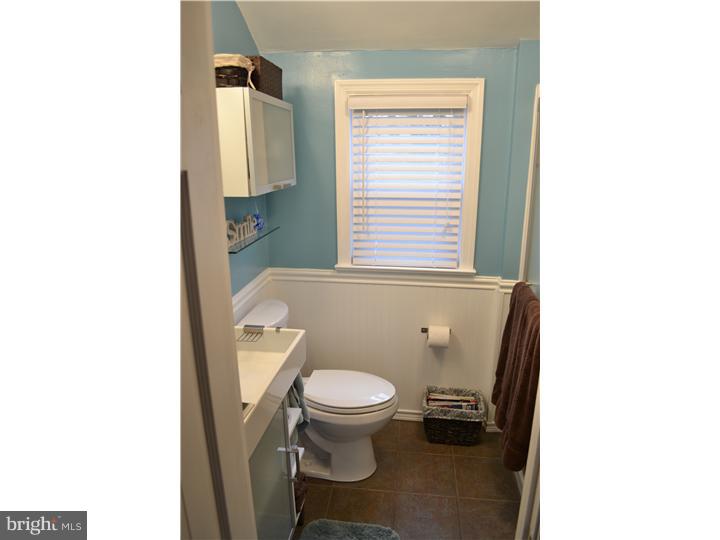 320 Twining Road Oreland, PA 19075 - Photo 19 of 21 Gallery Image 19