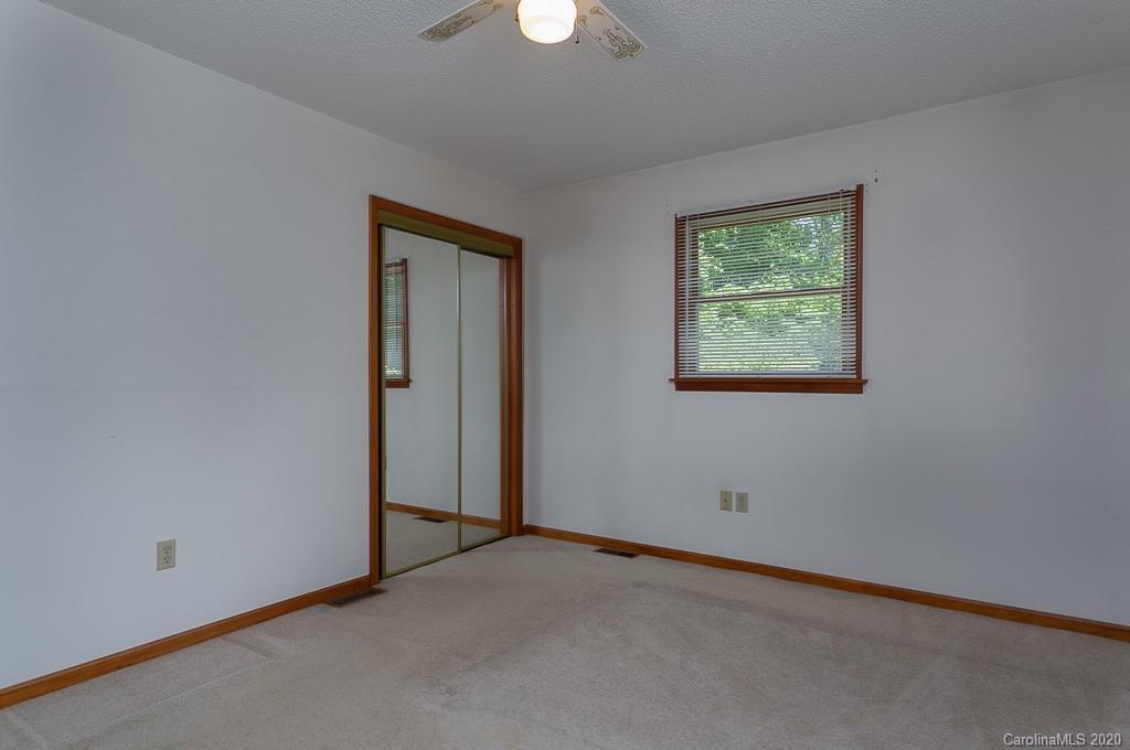 54 Morgan Branch Estate Road Candler, NC 28715 - Photo 15 of 33 Gallery Image 15