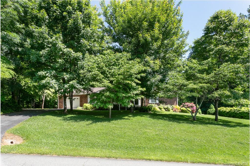 54 Morgan Branch Estate Road Candler, NC 28715 - Photo 3 of 33 Gallery Image 3