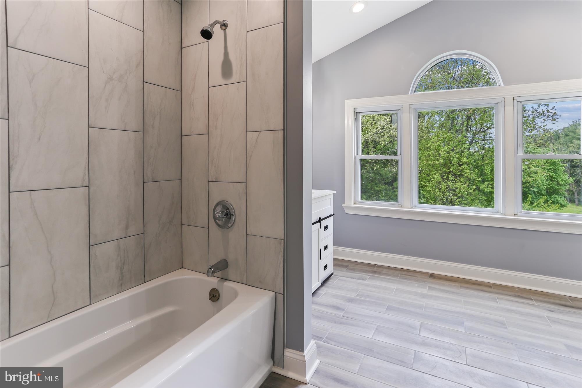 3952 Street Road Street, MD 21154 - Photo 27 of 39 UPPER LEVEL FULL BATHROOM WITH CATHEDRAL CEILING