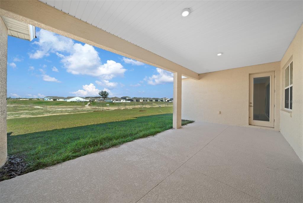 6303 Southwest 75th Ct Road Ocala, FL 34474 - Photo 47 of 50 a view of a big room with an ocean view