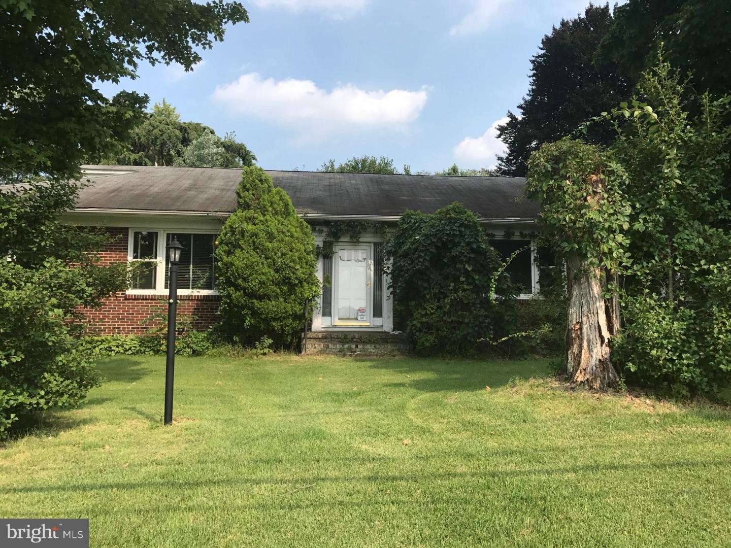 4 Little Oxmead Road Burlington, NJ 08016 - Photo 2 of 3 Gallery Image 2