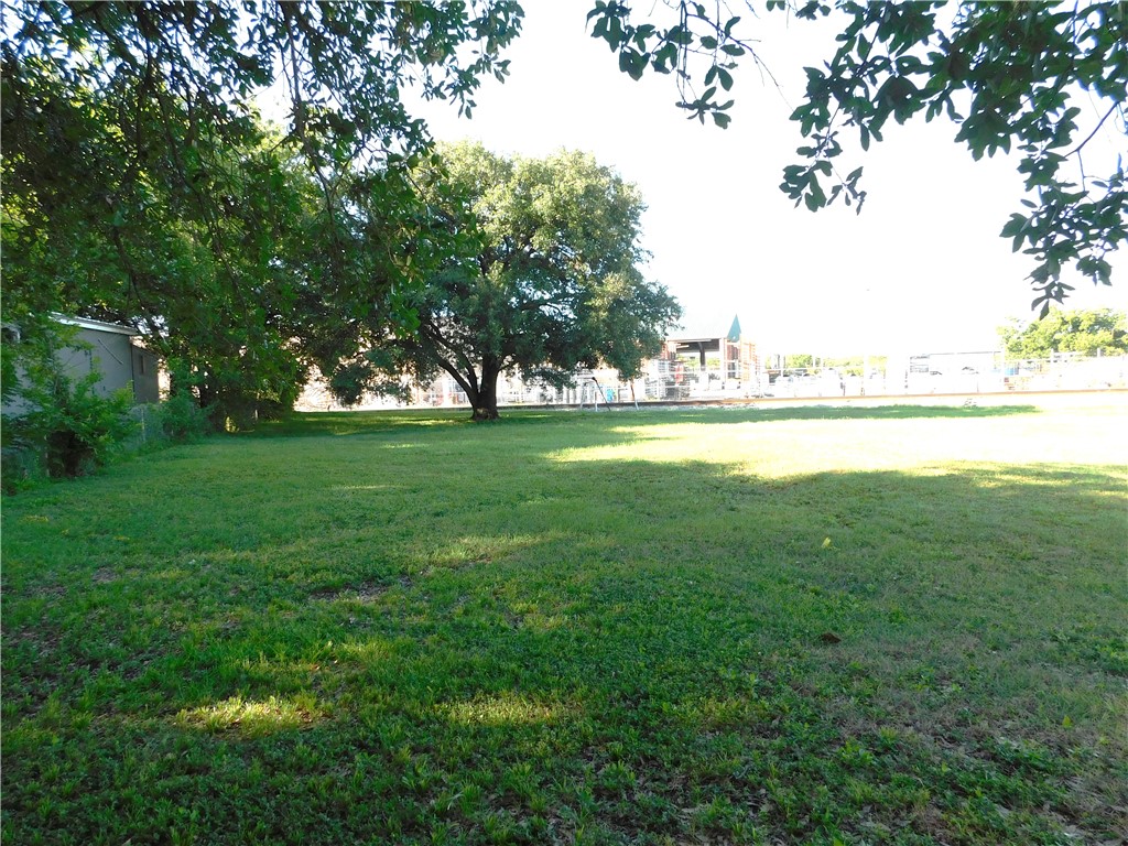 402 Ash Street Bryan, TX 77803 - Photo 9 of 10 Open lot
