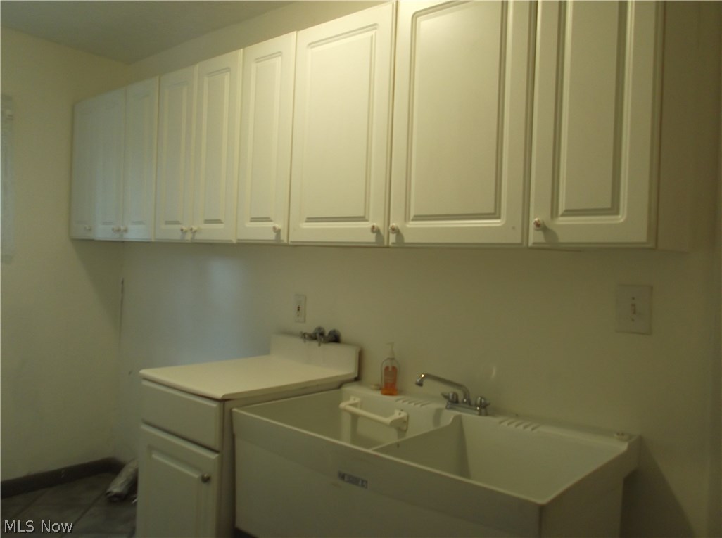 4967 Gleeten Road Cleveland, OH 44143 - Photo 6 of 14 Gallery Image 6