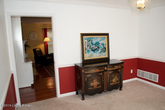 1407 Twin Ridge Road Louisville, KY 40242 - Photo 10 of 29 DSC_0088