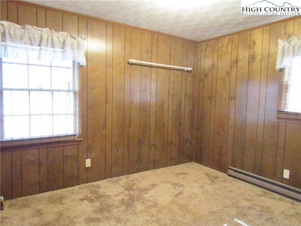 2358 Long Branch Road Lansing, NC 28643 - Photo 7 of 14