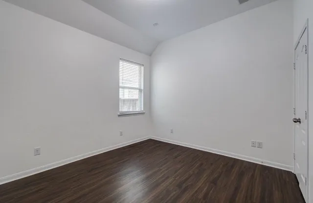 $3,100 | 17622 Quiet Shores Drive, Richmond, TX 77407