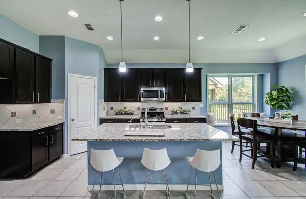 $2,850 | 17622 Quiet Shores Drive, Richmond, TX 77407