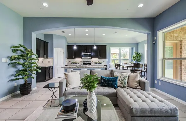 $3,100 | 17622 Quiet Shores Drive, Richmond, TX 77407