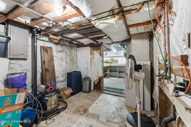 $379,900 | 457 East Market Avenue, Kellogg, ID 83837