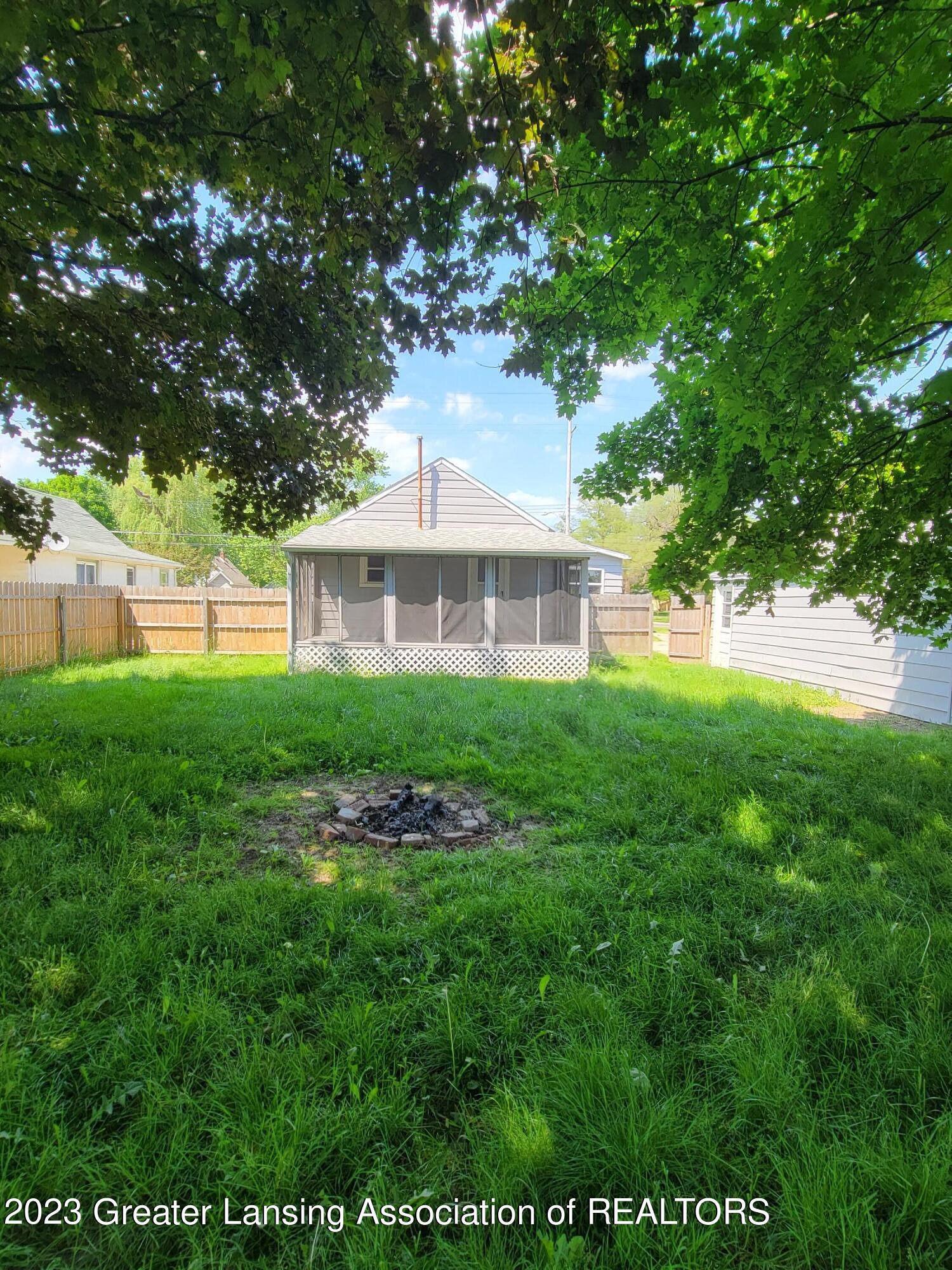 2301 West Jolly Road Lansing, MI 48911 - Photo 6 of 18 20230601_152306