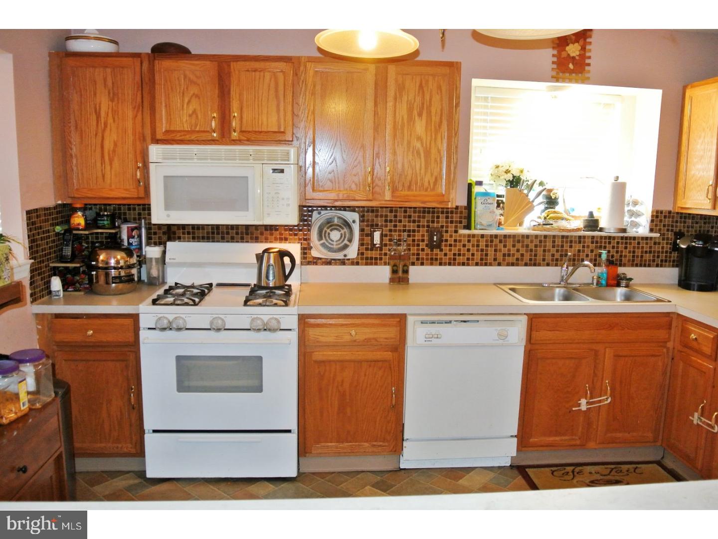 7336 Dungan Road, Unit A Philadelphia, PA 19111 - Photo 8 of 25 Gallery Image 8