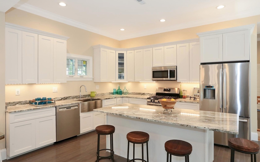 47 Alpine Street, Unit 1 Boston, MA 02119 - Photo 3 of 11 Gallery Image 3