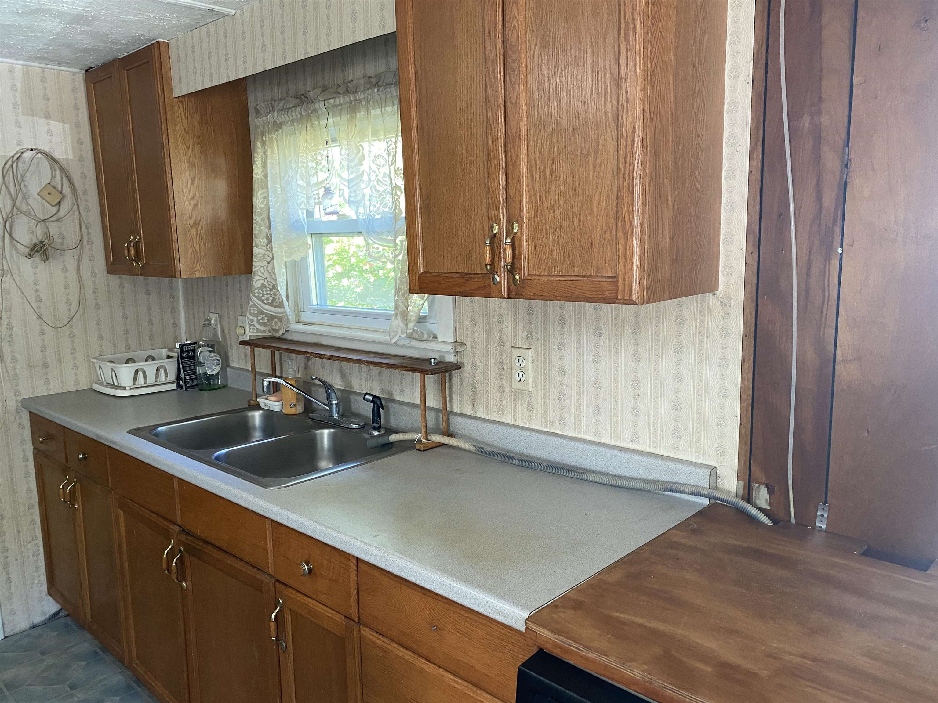 203 Plain Road Hinsdale, NH 03451 - Photo 5 of 25 Gallery Image 5