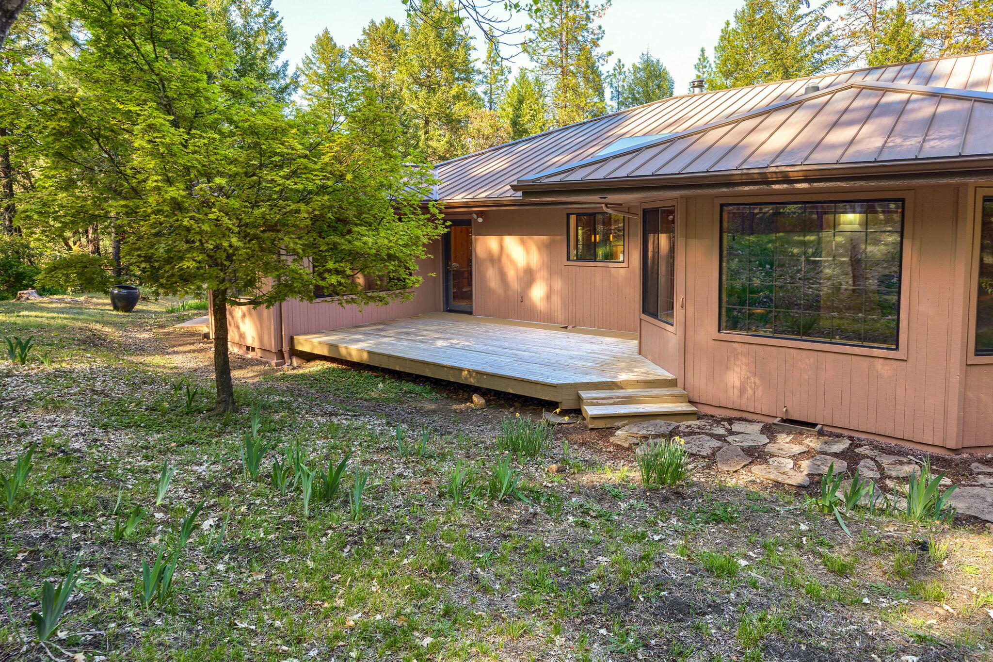 120 Lomas Road Jacksonville, OR 97530 - Photo 46 of 62 a view of a house with a yard