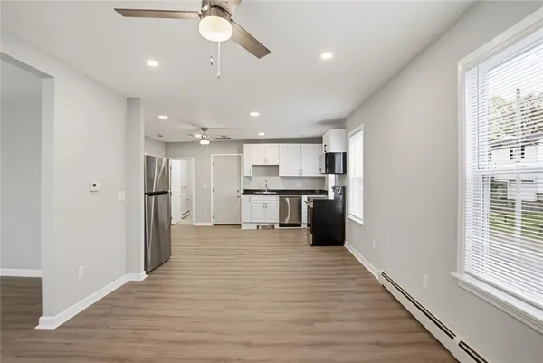 $2,000 | 188 Division Street, Unit 1F, Woonsocket, RI 02895