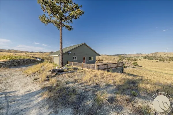 $3,395,000 | 300 Stephens Hill Road, Reed Point, MT 59069