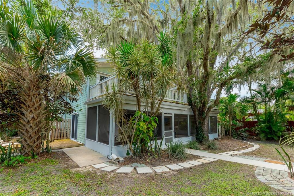 615 Southwest Rustic Circle Stuart, FL 34997 - Photo 17 of 19 Gallery Image 17