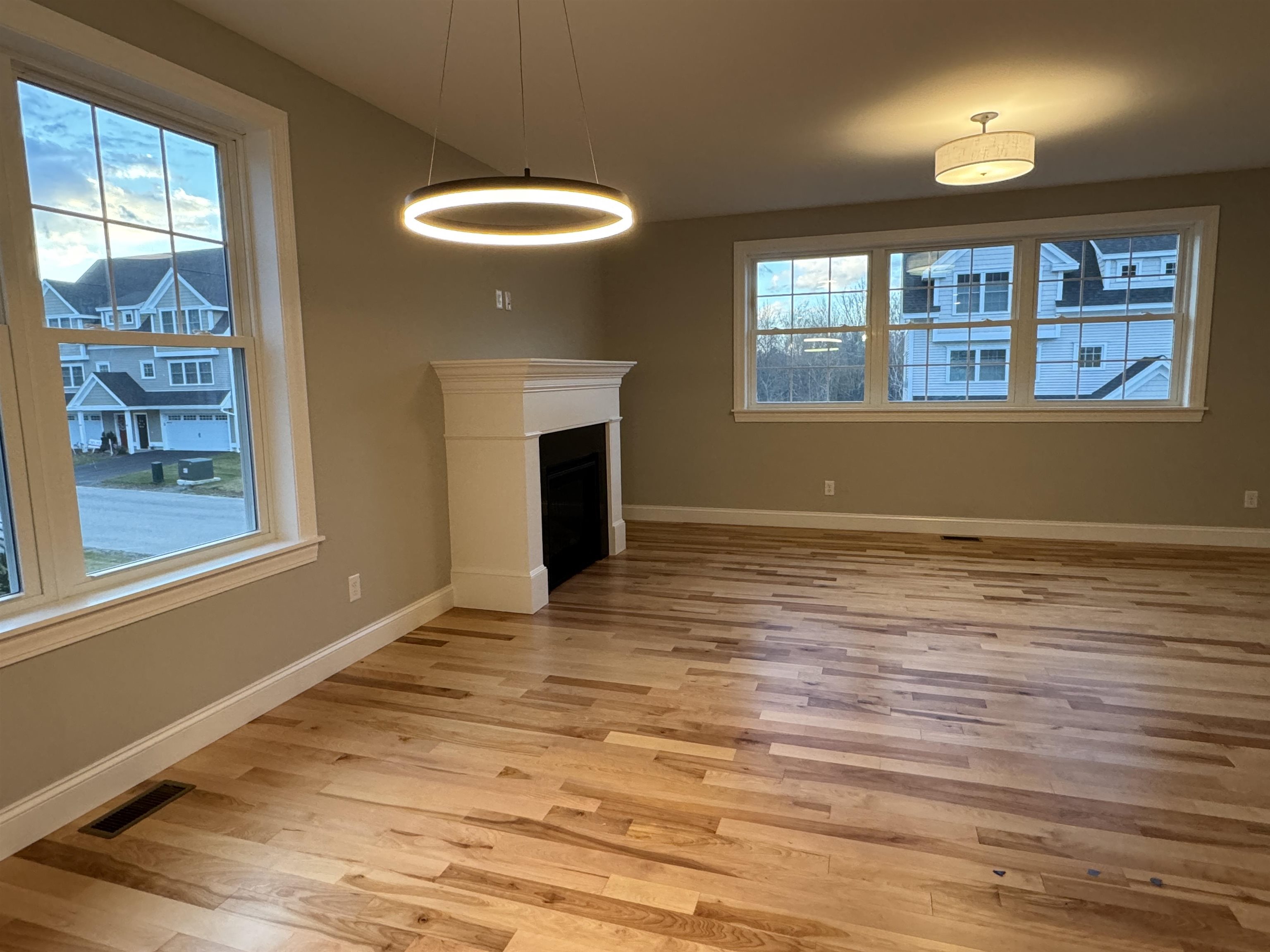 35 Green Road, Unit 39 Newmarket, NH 03857 - Photo 3 of 30 Gallery Image 3