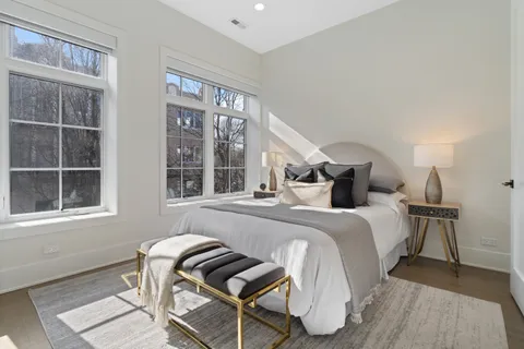 $2,795,000 | 1246 West George Street, Chicago, IL 60657