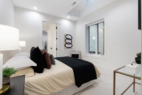 $2,795,000 | 1246 West George Street, Chicago, IL 60657