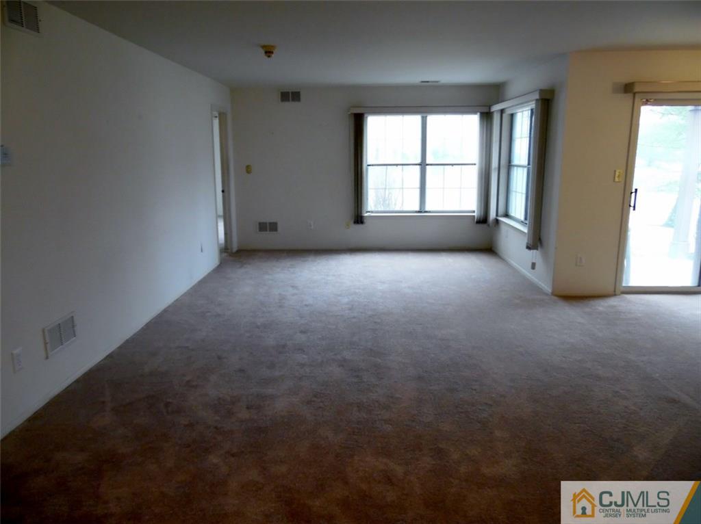 2 A Hempstead Road Monroe Township, NJ 08831 - Photo 3 of 18 Gallery Image 3