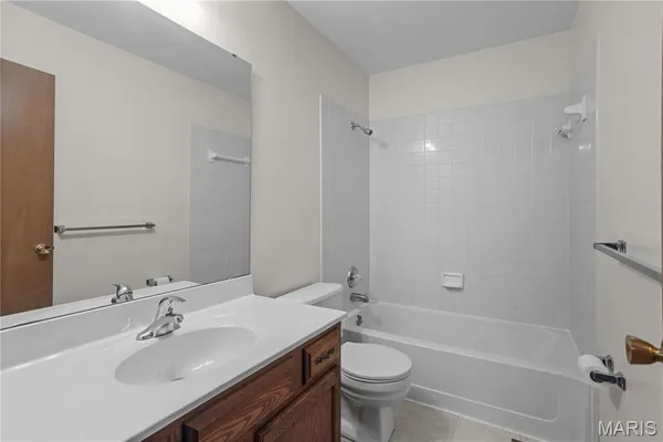 $424,900 | 1530 Apple Way Court, Ballwin, MO 63021