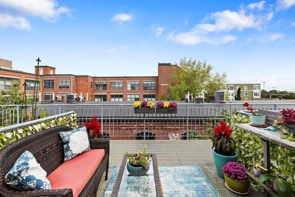 60 Dudley Street, Unit 32 Chelsea, MA 02150 - Photo 20 of 38